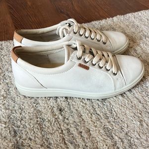 Ecco Women's Soft 7 Sneaker in white leather